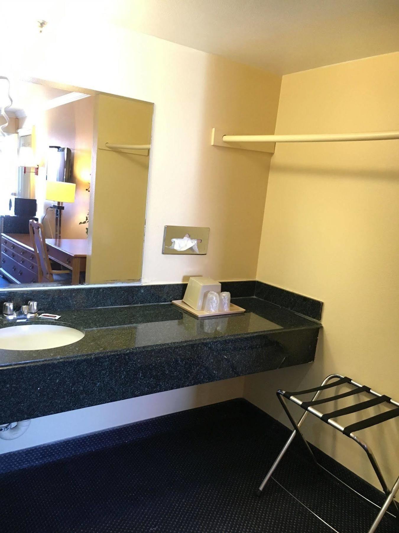Sands Motel Riverside Luaran gambar
